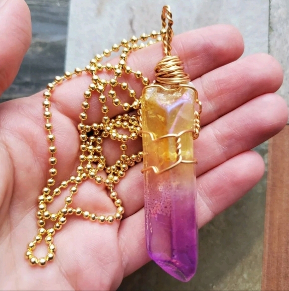 Artisan Wire Wrapped Aura Quartz Pendant Necklace *Read Description* - Picture 2 of 10